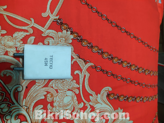 Tecno pova 4 pro 45 watt adaptor